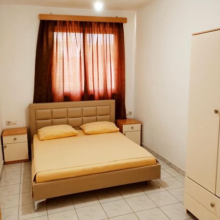 Mejdi Apartments ساراندا الغرفة الصورة